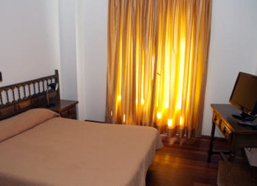 Hotel Ansuina Banos Del Molgas ภายนอก รูปภาพ
