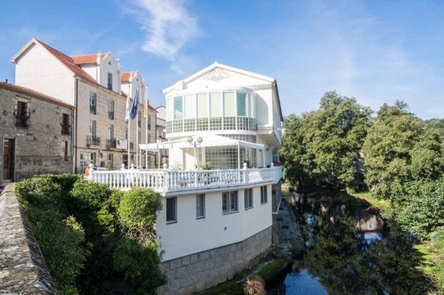 Hotel Ansuina Banos Del Molgas ภายนอก รูปภาพ