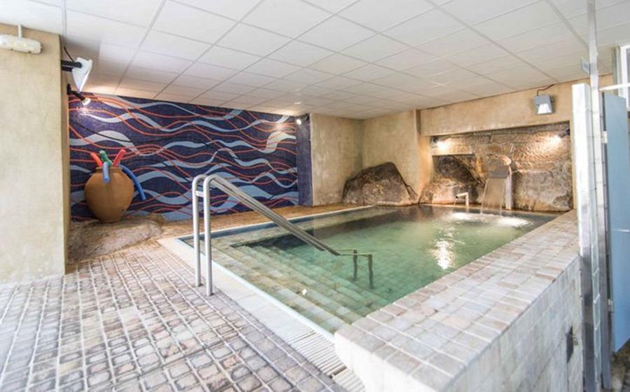 Hotel Ansuina Banos Del Molgas ภายนอก รูปภาพ